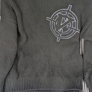 Vicinity Black Knit Rool Crewneck Sweater with